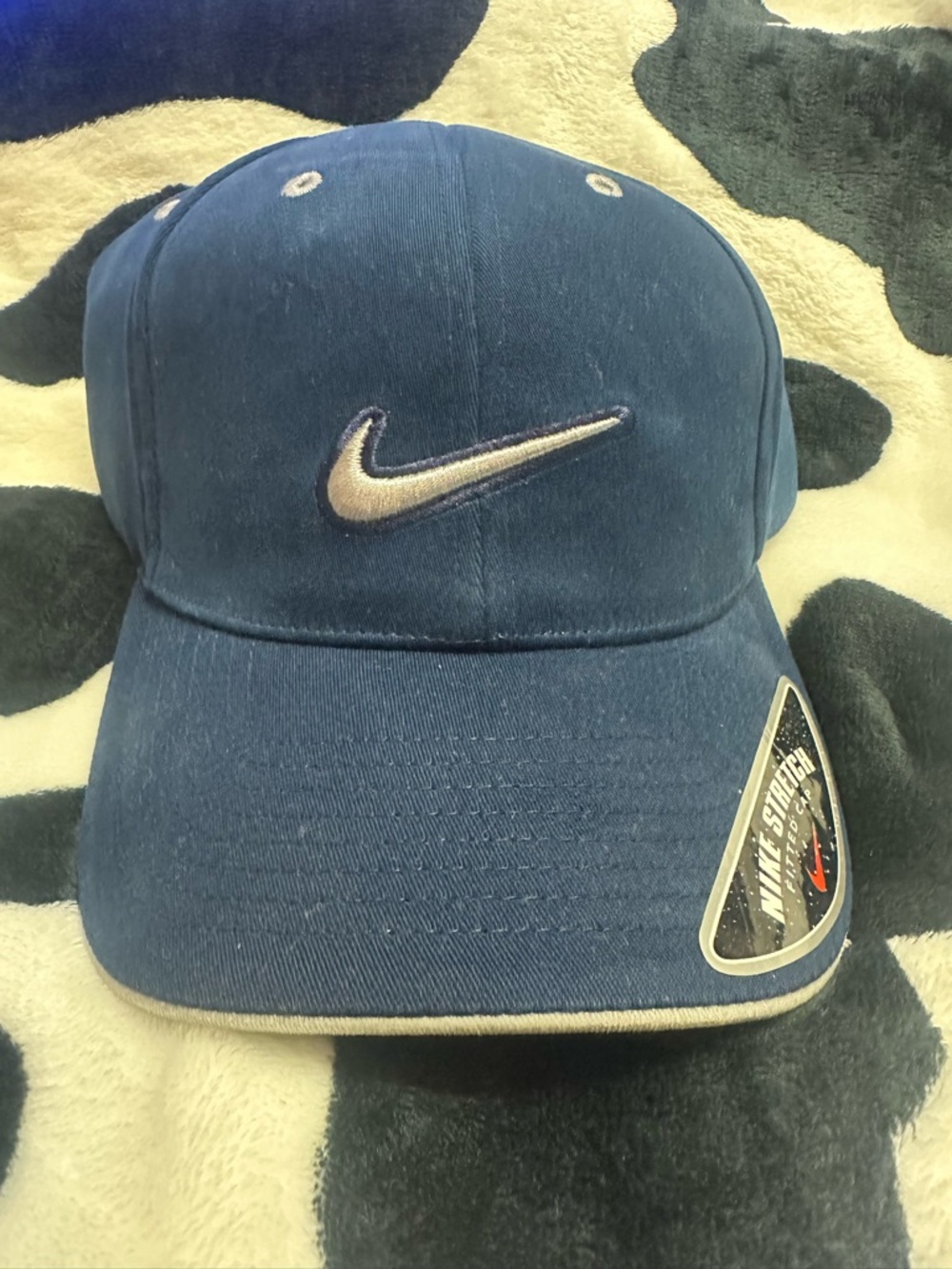 Nike Black and Gray Interior Baseball Cap